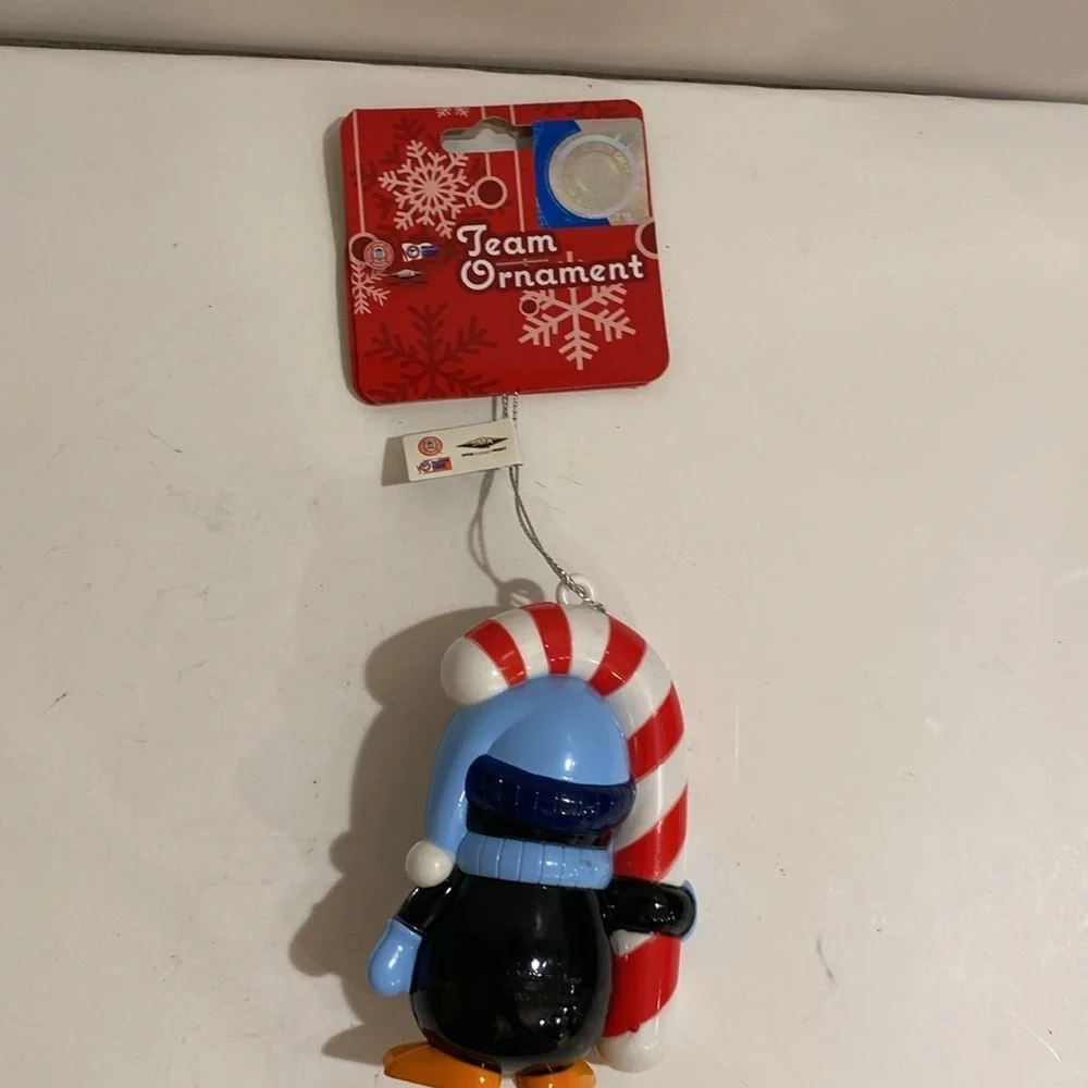 Team Ornament Penguin Ornament (CU)